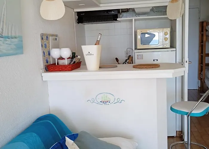 Pieds Dans L'eau * Saint-Raphaël